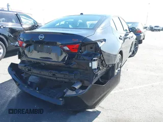 2024 Nissan Altima SR z VIN 1N4BL4CV0RN350796, wystawiony jako IAAI lot #41565832 z przebiegiem 13 078 mil mil oraz . Historia ofert i sprzedaży dostępna na DreamBid. Obrazek 4.