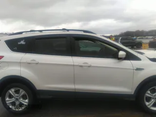 2013 Ford Escape SE с VIN 1FMCU0GX0DUD65650, выставлен на аукционе IAAI как лот 40909432 с пробегом 174 136 миль миль и . История ставок и продаж доступна на DreamBid. Изображение 13.