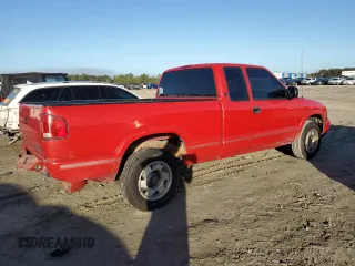 1999 GMC Sonoma SLS with VIN 1GTCS1947X8528794, listed as a Copart auction lot 85357004 with 126,841 mi miles and Salvage Title. Bid and sale history available at carsss.com. Image 3.
