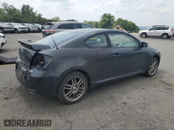 2006 Scion tC z VIN JTKDE177X60123771, wystawiony jako Copart lot #59763245 z przebiegiem 231 959 mil mil oraz Szkoda całkowita • Salvage title. Historia ofert i sprzedaży dostępna na DreamBid. Obrazek 3.