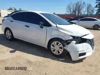 2020 Nissan Versa S with VIN 3N1CN8DV1LL911208, listed as a IAAI auction lot 41822398 with 71,296 mi miles. Bid and sale history available at carsss.com. Image 1.