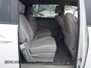 2017 Kia Sedona L with VIN KNDMA5C1XH6257708, listed as a IAAI auction lot 41758355 with 1 mi miles. Bid and sale history available at carsss.com. Image 8.