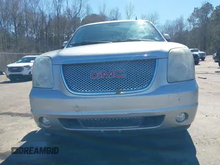 2010 GMC Yukon Denali z VIN 1GKUKEEFXAR208118, wystawiony jako IAAI lot #41618086 z przebiegiem 190 851 mil mil oraz . Historia ofert i sprzedaży dostępna na DreamBid. Obrazek 13.