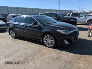 2013 Toyota Avalon XLE z VIN 4T1BK1EB1DU069566, wystawiony jako Copart lot #57236555 z przebiegiem 179 917 mil mil oraz Szkoda całkowita • Salvage title. Historia ofert i sprzedaży dostępna na DreamBid. Obrazek 4.