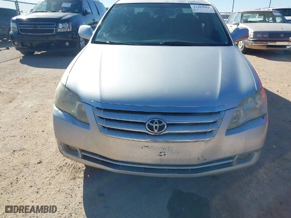 2007 Toyota Avalon XL with VIN 4T1BK36B77U224202, listed as a IAAI auction lot 41483068 with 252,735 mi miles. Bid and sale history available at carsss.com. Image 6.