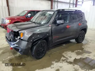 2018 Jeep Renegade Trailhawk with VIN ZACCJBCB4JPH49396, listed as a Copart auction lot 42353385 with 86,792 mi miles and Salvage Title. Bid and sale history available at carsss.com. Image 1.