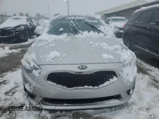 2016 Kia Cadenza Premium with VIN KNALN4D75G5217650, listed as a Copart auction lot 81317474 with 124,915 mi miles and Salvage Title. Bid and sale history available at carsss.com. Image 5.