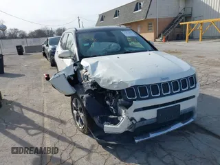 2020 Jeep Compass Limited with VIN 3C4NJCCB2LT247237, listed as a IAAI auction lot 41832949 with 58,625 mi miles. Bid and sale history available at carsss.com. Image 1.