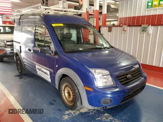 2011 Ford Transit Connect XLT z VIN NM0LS7BN2BT067125, wystawiony jako IAAI lot #42575798 z przebiegiem 61 701 mil mil oraz . Historia ofert i sprzedaży dostępna na DreamBid. Obrazek 20.
