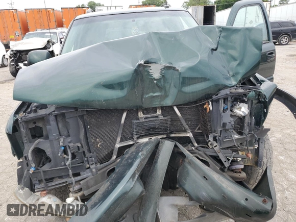 2003 Chevrolet Suburban Z71 with VIN 3GNFK16Z83G313398, listed as a Copart auction lot 60282654 with 0 mi miles and Salvage Title. Bid and sale history available at carsss.com. Image 12.