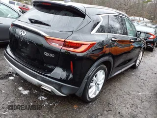 2019 Infiniti QX50 Essential z VIN 3PCAJ5M17KF121971, wystawiony jako IAAI lot #41452387 z przebiegiem 108 000 mil mil oraz . Historia ofert i sprzedaży dostępna na DreamBid. Obrazek 4.