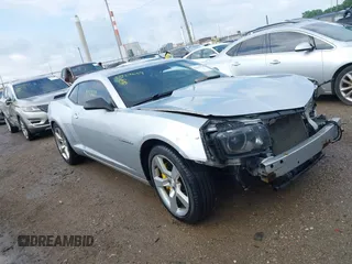 2011 Chevrolet Camaro 2LT z VIN 2G1FC1ED1B9112942, wystawiony jako IAAI lot #42429639 z przebiegiem 140 671 mil mil oraz . Historia ofert i sprzedaży dostępna na DreamBid. Obrazek 1.