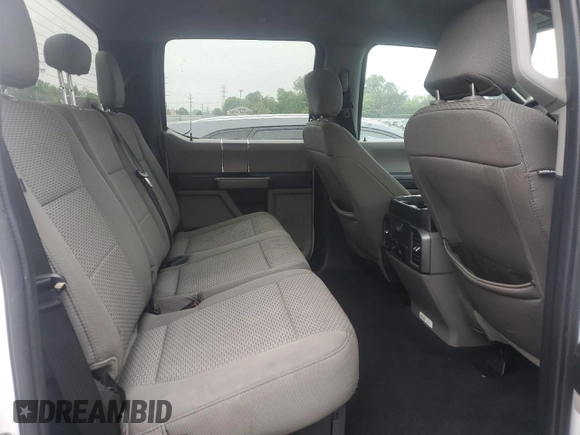 2020 Ford F-250 XL z VIN 1FT7W2BT3LEE43279, wystawiony jako Copart lot #56520545 z przebiegiem 200 578 mil mil oraz Czysty tytuł • Clean title. Historia ofert i sprzedaży dostępna na DreamBid. Obrazek 10.