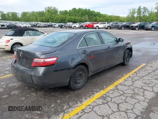 2008 Toyota Camry LE z VIN 4T1BE46K28U765334, wystawiony jako IAAI lot #42321251 z przebiegiem Nie podano mil oraz . Historia ofert i sprzedaży dostępna na DreamBid. Obrazek 4.