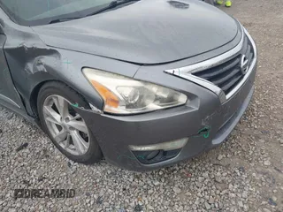 2015 Nissan Altima 2.5 S with VIN 1N4AL3AP9FC199278, listed as a IAAI auction lot 42070577 with 178,830 mi miles. Bid and sale history available at carsss.com. Image 16.