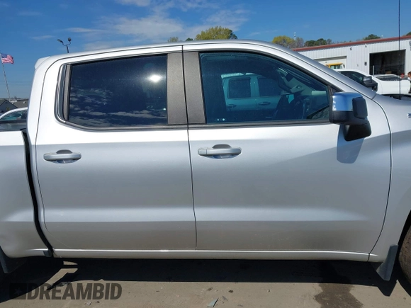 2020 Chevrolet Silverado 1500 LT with VIN 3GCPWCEDXLG120348, listed as a IAAI auction lot 41841271 with 42,665 mi miles. Bid and sale history available at carsss.com. Image 13.