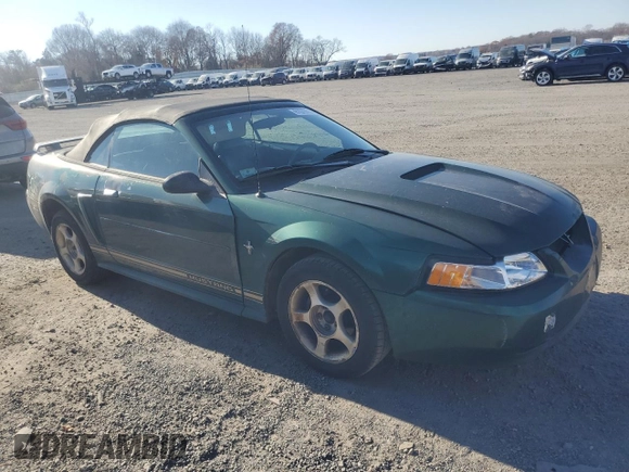 2001 Ford Mustang Deluxe with VIN 1FAFP44411F115429, listed as a Copart auction lot 81076114 with 139,582 mi miles and Non Repairable. Bid and sale history available at carsss.com. Image 4.