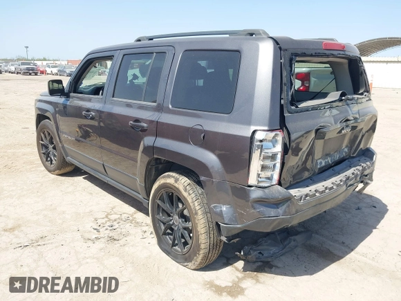2015 Jeep Patriot Sport z VIN 1C4NJPBA4FD156481, wystawiony jako IAAI lot #41850132 z przebiegiem 240 186 mil mil oraz . Historia ofert i sprzedaży dostępna na DreamBid. Obrazek 3.