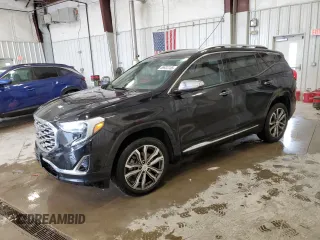 2018 GMC Terrain Denali z VIN 3GKALXEX9JL314152, wystawiony jako Copart lot #56932235 z przebiegiem 83 805 mil mil oraz Czysty tytuł • Clean title. Historia ofert i sprzedaży dostępna na DreamBid. Obrazek 1.
