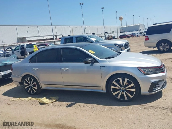 2018 Volkswagen Passat V6 GT with VIN 1VWJM7A31JC035265, listed as a IAAI auction lot 42021181 with 118,792 mi miles. Bid and sale history available at carsss.com. Image 12.