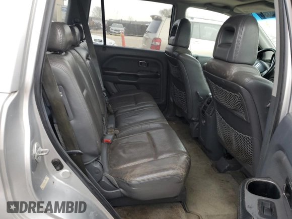 2005 Honda Pilot EX-L z VIN 5FNYF18635B053929, wystawiony jako Copart lot #82058334 z przebiegiem 311 568 mil mil oraz Czysty tytuł • Clean title. Historia ofert i sprzedaży dostępna na DreamBid. Obrazek 10.