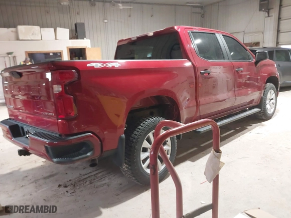 2021 Chevrolet Silverado 1500 Custom with VIN 3GCPYBEK5MG240238, listed as a IAAI auction lot 41952395 with 88,705 mi miles. Bid and sale history available at carsss.com. Image 4.