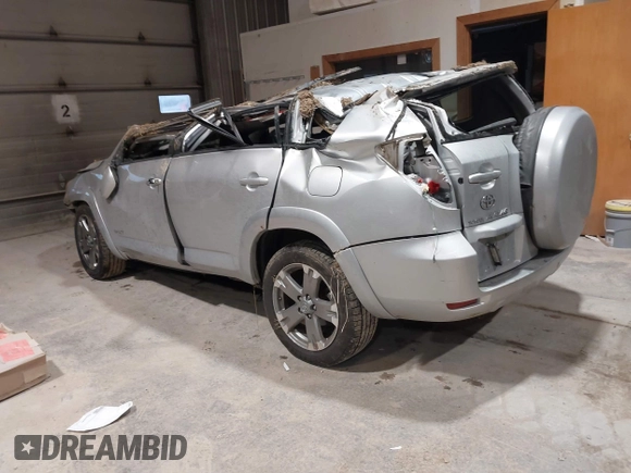 2008 Toyota RAV4 Sport with VIN JTMBK32V385065288, listed as a IAAI auction lot 41299970 with 1 mi miles. Bid and sale history available at carsss.com. Image 3.