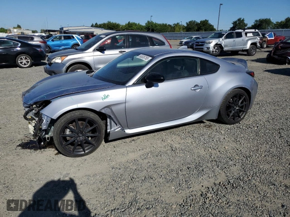 2023 Toyota 86 Premium z VIN JF1ZNBE17P9752912, wystawiony jako Copart lot #56538765 z przebiegiem 31 403 mil mil oraz Szkoda całkowita • Salvage title. Historia ofert i sprzedaży dostępna na DreamBid. Obrazek 1.