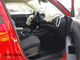 2020 Kia Soul S with VIN KNDJ23AUXL7085510, listed as a IAAI auction lot 41885461 with 43,611 mi miles and . Bid and sale history available at DreamBid. Image 5.