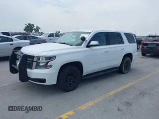 2018 Chevrolet Tahoe Commercial z VIN 1GNSKDEC8JR238969, wystawiony jako IAAI lot #42440047 z przebiegiem 126 373 mil mil oraz . Historia ofert i sprzedaży dostępna na DreamBid. Obrazek 2.