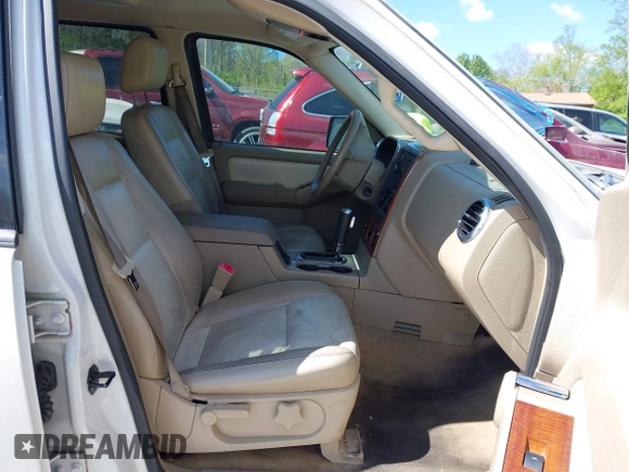 2008 Ford Explorer Eddie Bauer с VIN 1FMEU64E58UB14854, выставлен на аукционе IAAI как лот 41974431 с пробегом 251 864 миль миль и . История ставок и продаж доступна на DreamBid. Изображение 5.
