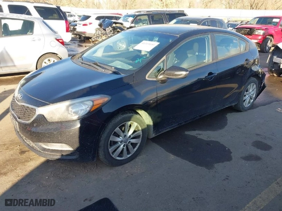 2014 Kia Forte LX with VIN KNAFX4A67E5220033, listed as a IAAI auction lot 41319155 with 195504 miles. Bid and sale history available at carsss.com. Image 2.