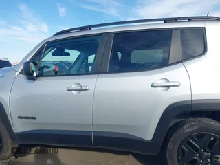 2018 Jeep Renegade Sport with VIN ZACCJBAB4JPH47649, listed as a IAAI auction lot 41615500 with 91,695 mi miles. Bid and sale history available at carsss.com. Image 14.