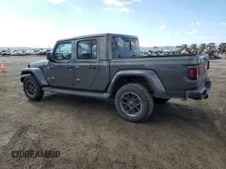 2022 Jeep Gladiator Overland with VIN 1C6HJTFG2NL154325, listed as a Copart auction lot 42418385 with 32,439 mi miles and Salvage title. Bid and sale history available at DreamBid. Image 2.