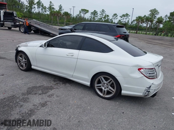 2015 Mercedes-Benz C 250 with VIN WDDGJ4HB8FG391252, listed as a IAAI auction lot 42428123 with 139,413 mi miles and . Bid and sale history available at DreamBid. Image 3.