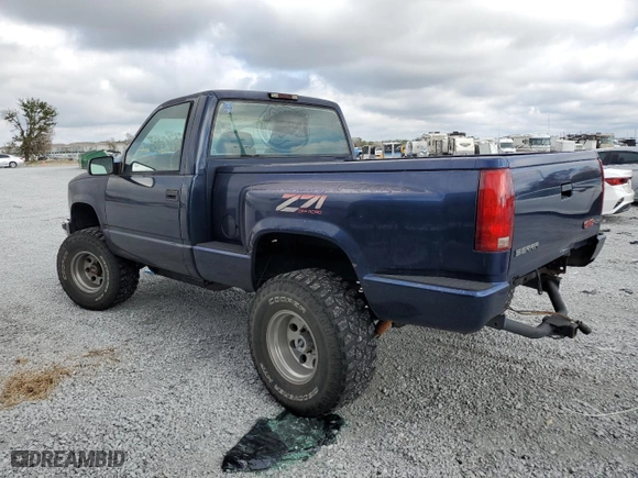 1995 Chevrolet C/K 1500 with VIN 1GCEK14K1SZ236477, listed as a Copart auction lot 85740124 with 173,243 mi miles and Non Repairable. Bid and sale history available at carsss.com. Image 2.