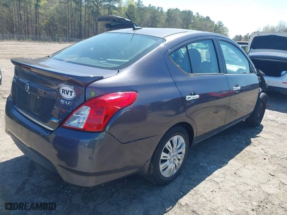 2015 Nissan Versa S Plus with VIN 3N1CN7AP9FL885459, listed as a IAAI auction lot 41863396 with 132,021 mi miles. Bid and sale history available at carsss.com. Image 4.