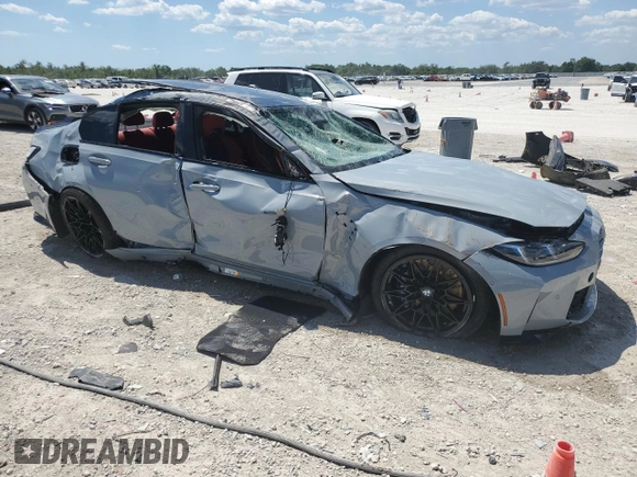 2025 BMW M3 Competition xDrive z VIN WBS33HJ0XSFT68891, wystawiony jako Copart lot #50525675 z przebiegiem Nie podano mil oraz Nie do naprawy • Non repairable. Historia ofert i sprzedaży dostępna na DreamBid. Obrazek 4.