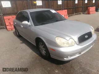 2004 Hyundai Sonata GLS with VIN KMHWF35H44A966582, listed as a IAAI auction lot 41894445 with 185,252 mi miles. Bid and sale history available at carsss.com. Image 1.