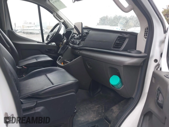 2021 Ford Transit Cargo с VIN 1FTBW2YG6MKA34989, выставлен на аукционе IAAI как лот 41698130 с пробегом 57 960 миль миль и . История ставок и продаж доступна на DreamBid. Изображение 5.