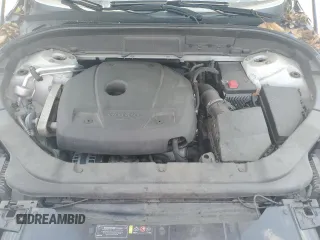 2018 Volvo XC60 Momentum with VIN YV4102RK3J1028422, listed as a Copart auction lot 54896185 with Not Provided miles and Salvage Title. Bid and sale history available at DreamBid. Image 12.