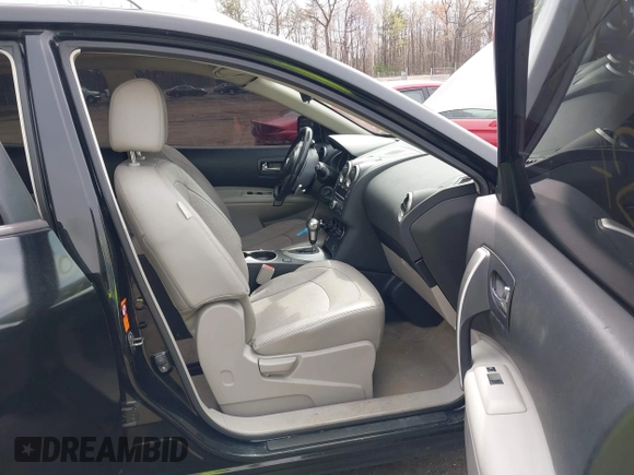 2009 Nissan Rogue SL with VIN JN8AS58V19W167879, listed as a IAAI auction lot 41931678 with 138,153 mi miles. Bid and sale history available at carsss.com. Image 5.