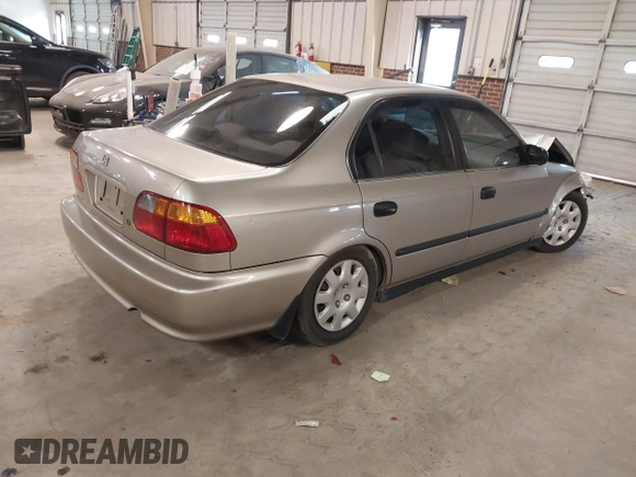 2000 Honda Civic LX with VIN 1HGEJ6578YL042505, listed as a IAAI auction lot 41331854 with 226,727 mi miles. Bid and sale history available at carsss.com. Image 4.