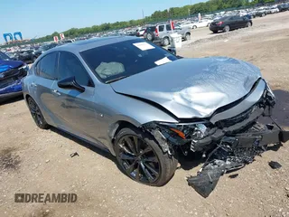 2025 Lexus IS 350 F Sport с VIN JTHGZ1E24S5039764, выставлен на аукционе IAAI как лот 42566515 с пробегом 1 107 миль миль и . История ставок и продаж доступна на DreamBid. Изображение 1.