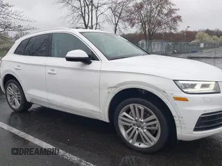 2018 Audi Q5 Premium Plus with VIN WA1BNAFY2J2111095, listed as a IAAI auction lot 41977544 with 107,852 mi miles. Bid and sale history available at carsss.com. Image 6.
