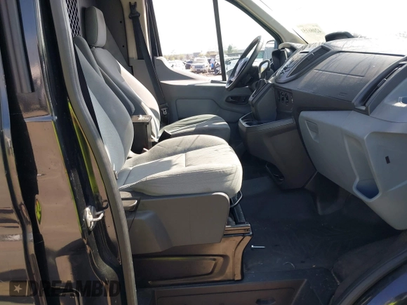 2015 Ford Transit Cargo with VIN 1FTYE1YM1FKA21664, listed as a IAAI auction lot 42086151 with 227,108 mi miles. Bid and sale history available at carsss.com. Image 5.