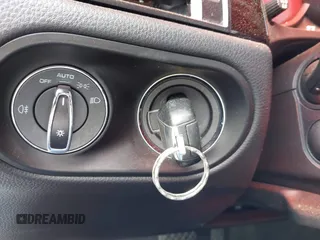 2020 Porsche Macan z VIN WP1AA2A55LLB05187, wystawiony jako IAAI lot #42037890 z przebiegiem 25 417 mil mil oraz . Historia ofert i sprzedaży dostępna na DreamBid. Obrazek 11.