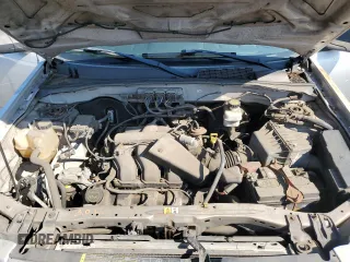 2008 Mercury Mariner с VIN 4M2CU81128KJ48913, выставлен на аукционе Copart как лот 61588355 с пробегом 84 883 миль миль и Списание • Salvage title. История ставок и продаж доступна на DreamBid. Изображение 12.