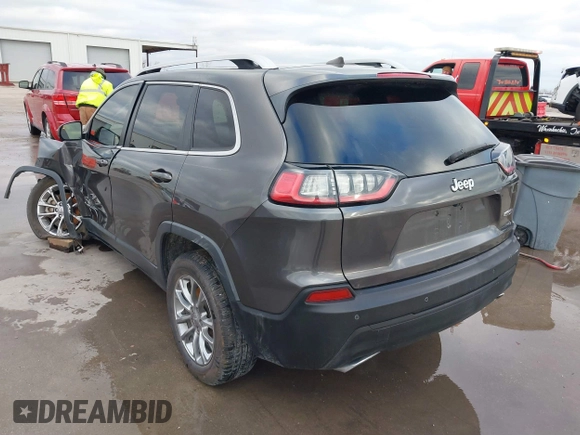2019 Jeep Cherokee Latitude Plus z VIN 1C4PJLLX1KD241874, wystawiony jako IAAI lot #41313447 z przebiegiem 108 649 mil mil oraz . Historia ofert i sprzedaży dostępna na DreamBid. Obrazek 3.