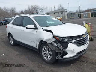 2020 Chevrolet Equinox LT with VIN 2GNAXUEVXL6168646, listed as a IAAI auction lot 41941475 with 131,800 mi miles. Bid and sale history available at carsss.com. Image 1.